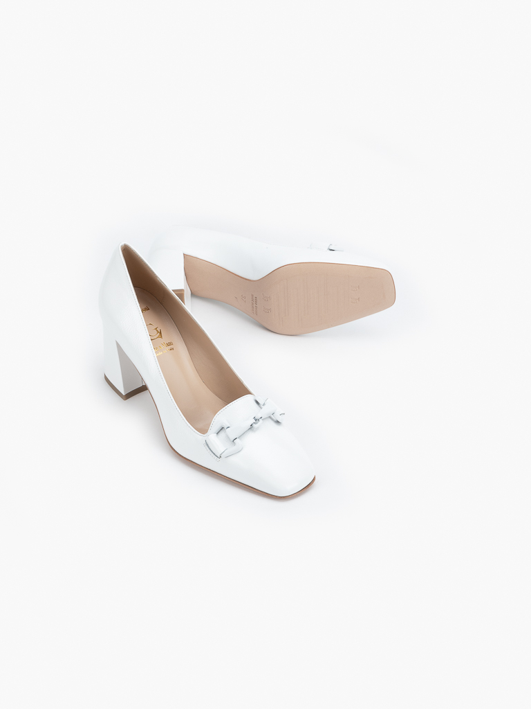 Nuccia801 White