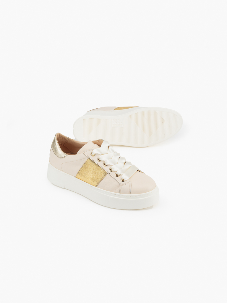 Paola264 Latte