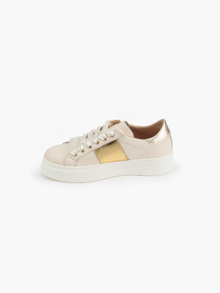 Paola264 Latte